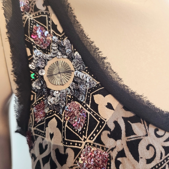 Desigual drapey top with sequinned embelishment - Picture 5 of 8